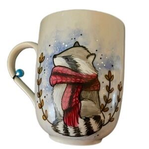 Hand Painted Racoon mug from Chewie et ses créations.